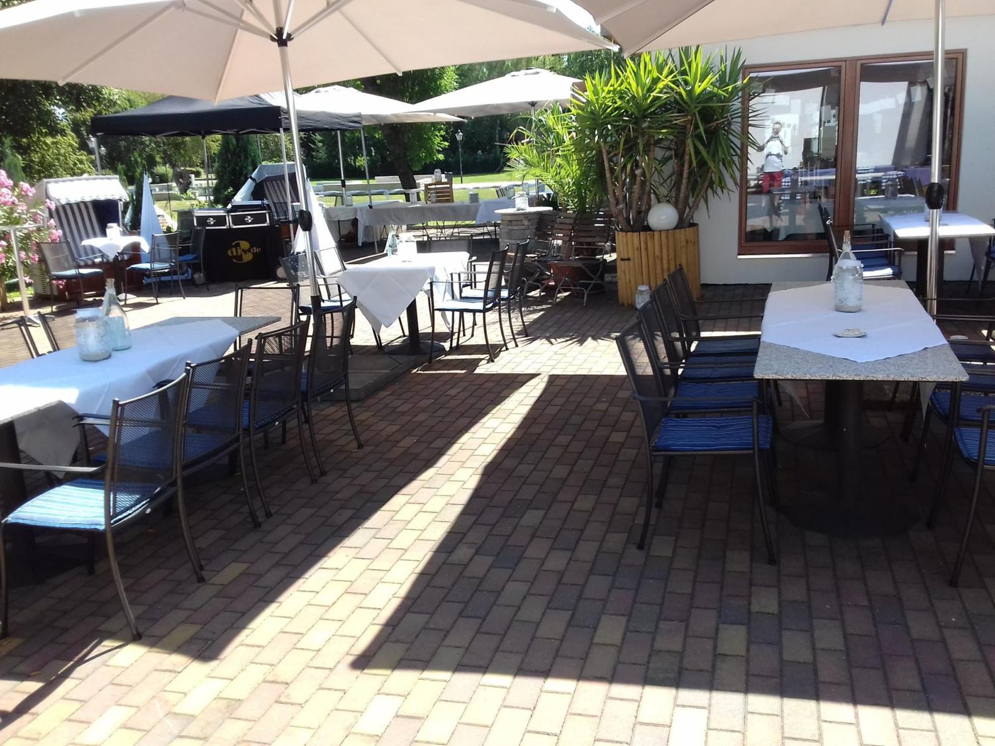 Land-Gut-Hotel- Weisser Schwan Zossen Zewnętrze zdjęcie